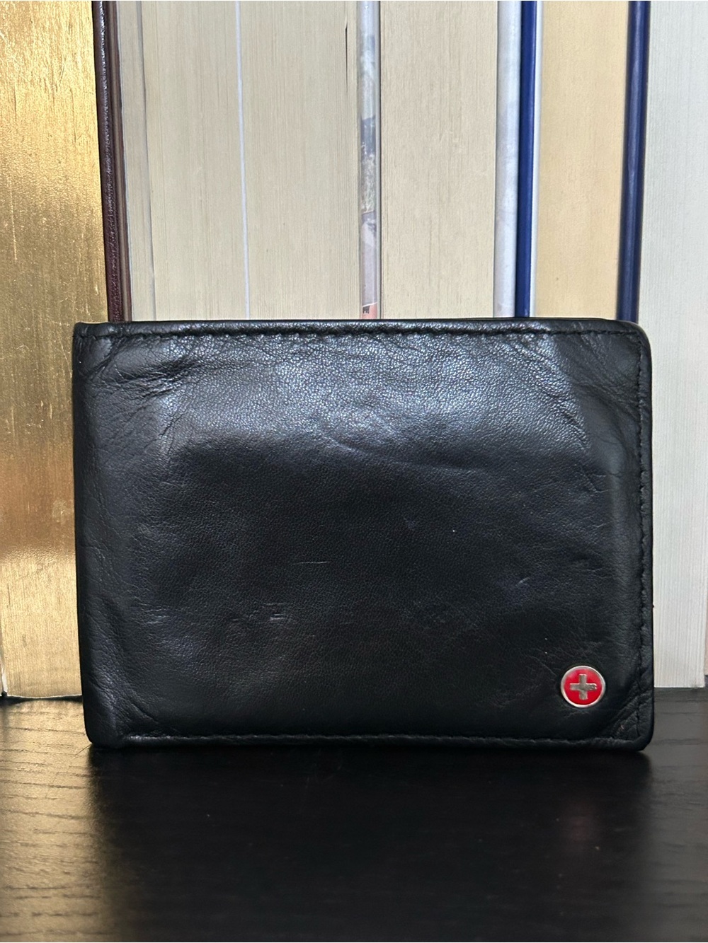Alpine Swiss - Black Leather Men's Bifold Wallet